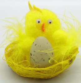 Kurczak Wielkanocny w gniazdku dekoracja