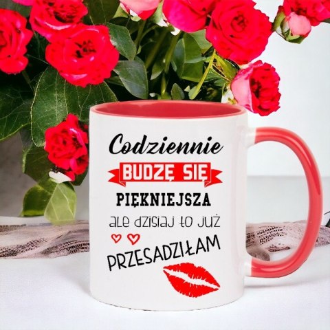 Kubek z nadrukiem prezent na DZIEŃ MATKI dla MAMY biało/czerwony Kubek z nadrukiem prezent na DZIEŃ MATKI dla MAMY biało/czerwony