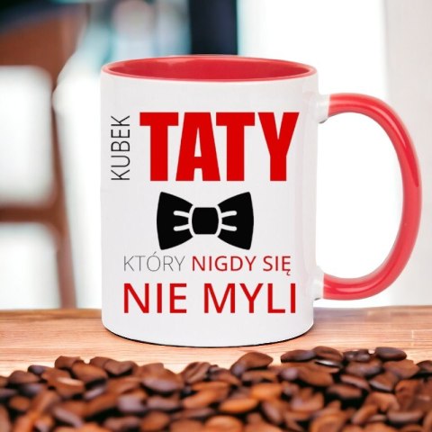 Kubek z nadrukiem prezent na DZIEŃ OJCA dla TATY biało/czerwony Kubek z nadrukiem prezent na DZIEŃ OJCA dla TATY biało/czerwony