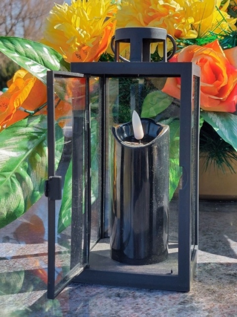 Świeca dekoracyjna znicz wkład LED czarny Cortina 17,5 cm