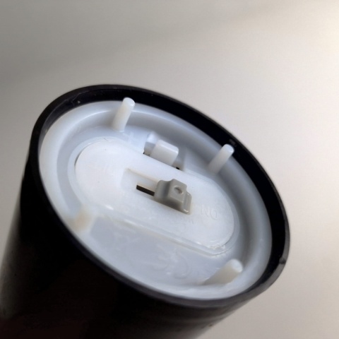 Świeca dekoracyjna znicz wkład LED czarny z bateriami Cortina 15 cm