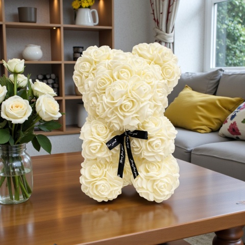 Miś z róż 20cm prezent na różne okazje Walentynki Dzień Kobiet Rocznicę