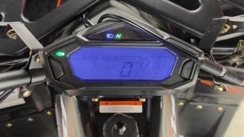 Quad ASIX COMMANDER 125 4T 3+R półautomat (2.gen) czerwony