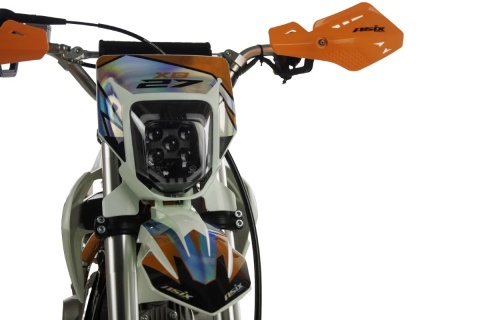 Cross ASIX XB27 125 4T E-start czerwony