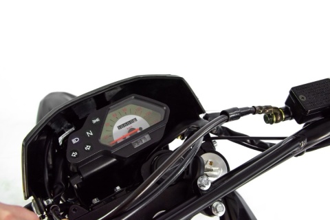 Cross ASIX DEFENDER 250 4T żółty